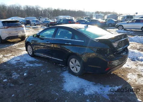 2015 Hyundai Sonata Hybrid from USA, damaged, VIN KMHEC4A42FA139292